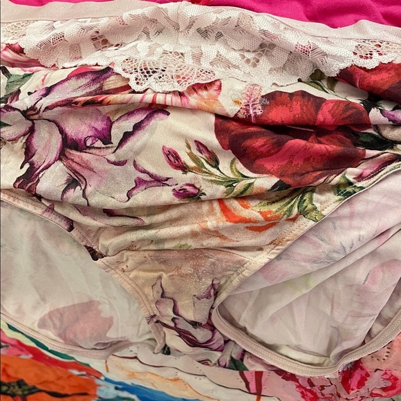 Floral, striped,red lace, Pink Lace Women's Panties - Picture 2 of 10